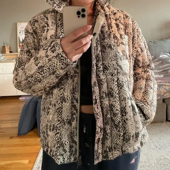 ATM Anthony Thomas Melillo Snake Print Puffer Jacket - Picture 9 of 10